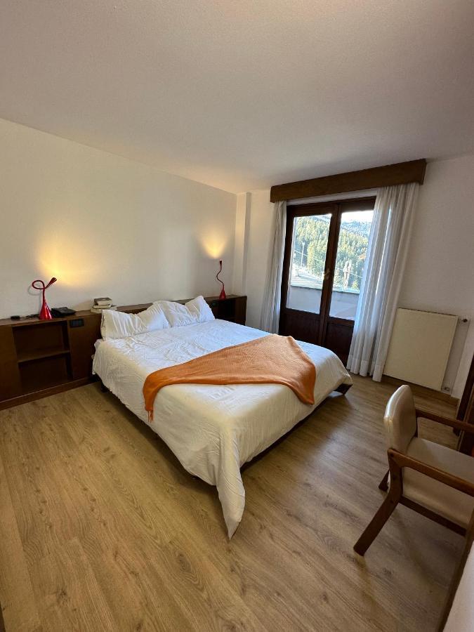 Hotel Alle Tre Baite Санта Катерина Валфурва Екстериор снимка