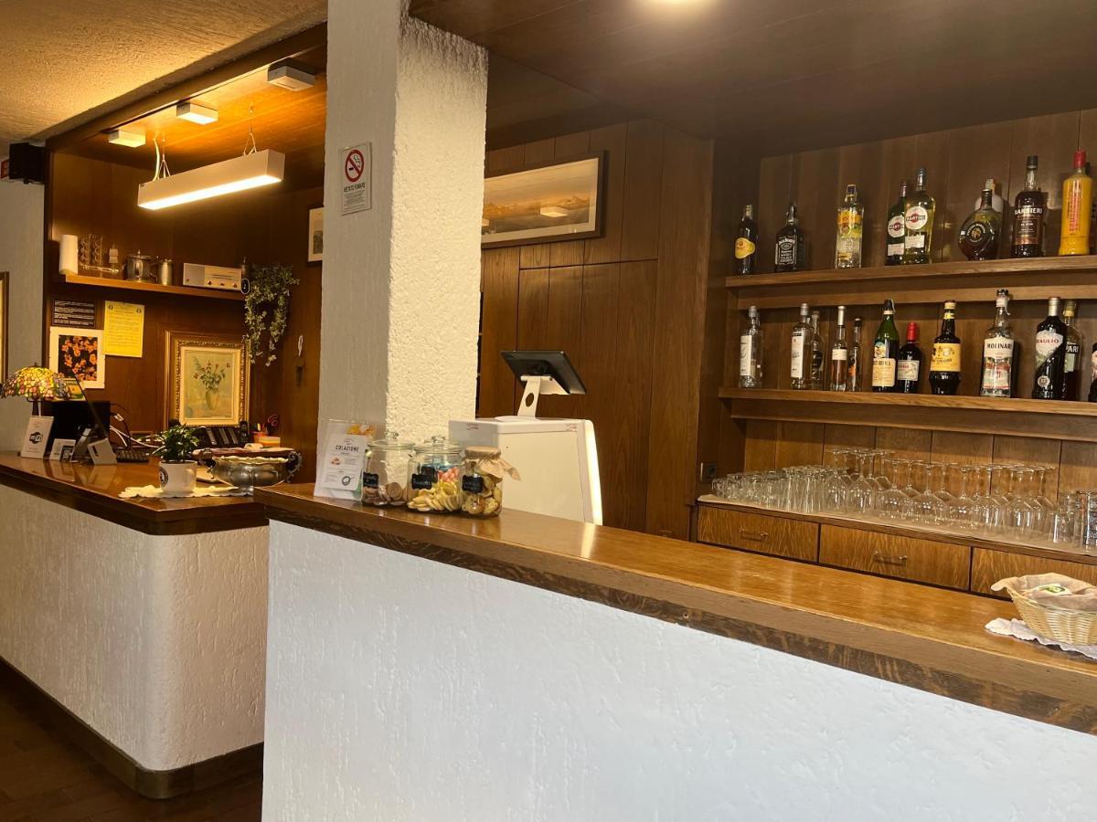 Hotel Alle Tre Baite Санта Катерина Валфурва Екстериор снимка