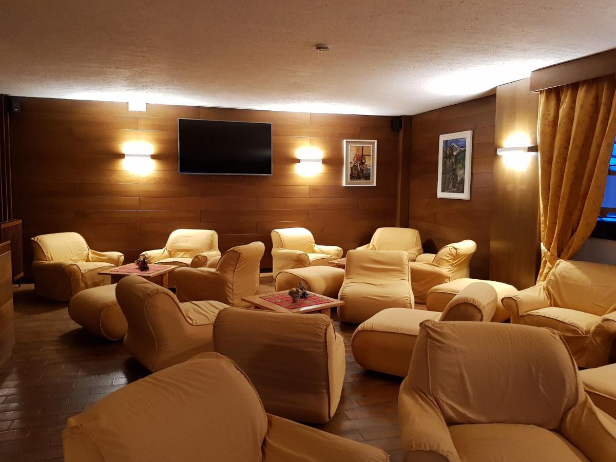Hotel Alle Tre Baite Санта Катерина Валфурва Екстериор снимка